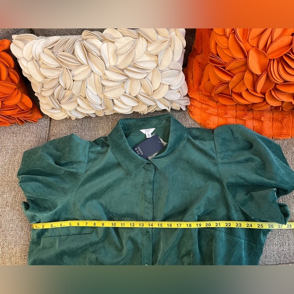 ❣️🆕 Crown & Ivy Plus Size Puff Sleeve Green Corduroy Dress❣️ - Picture 9 of 10